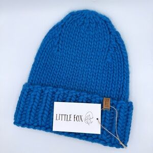 Handmade Chunky Beanie — Thick Knit Hat, Warm Winter Accessory (Blue)